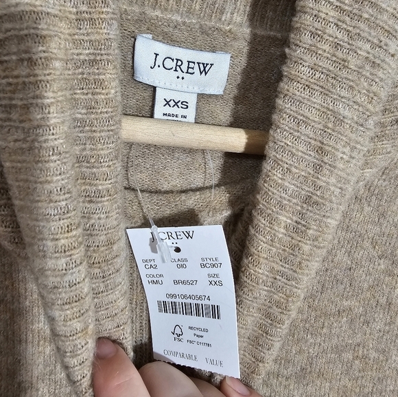 NWT J. Crew Beige Wool Blend Turtleneck Sweater - Picture 4 of 4